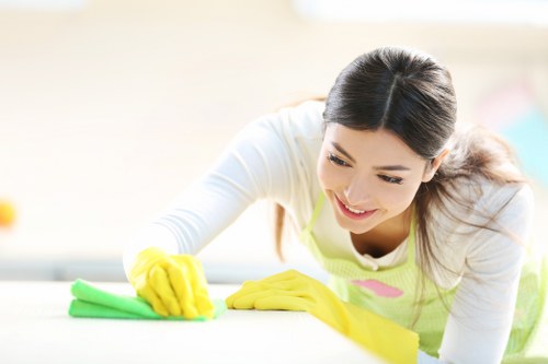 Carpet cleaning service for a Kennington home interior